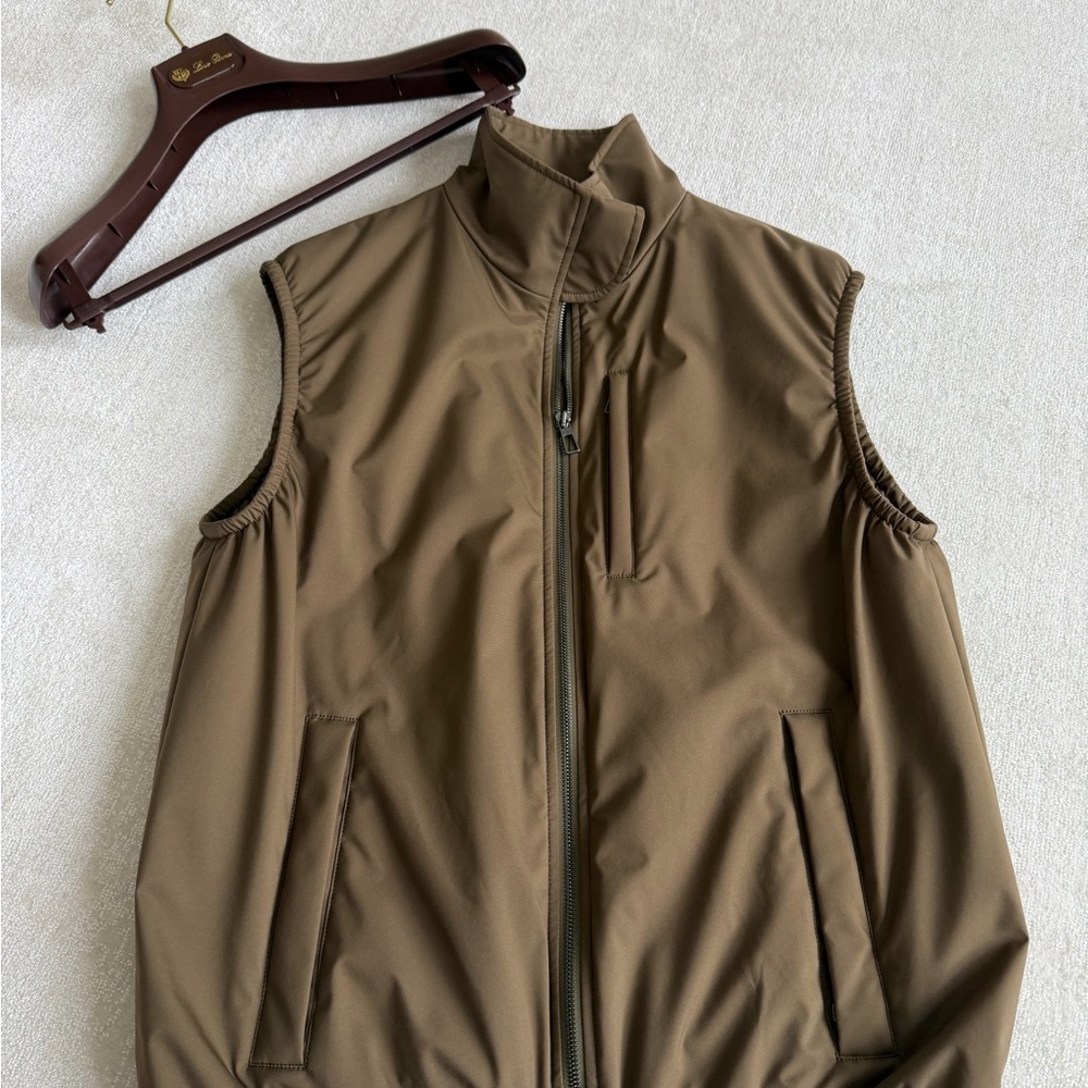 Men's Sleeveless Jacket